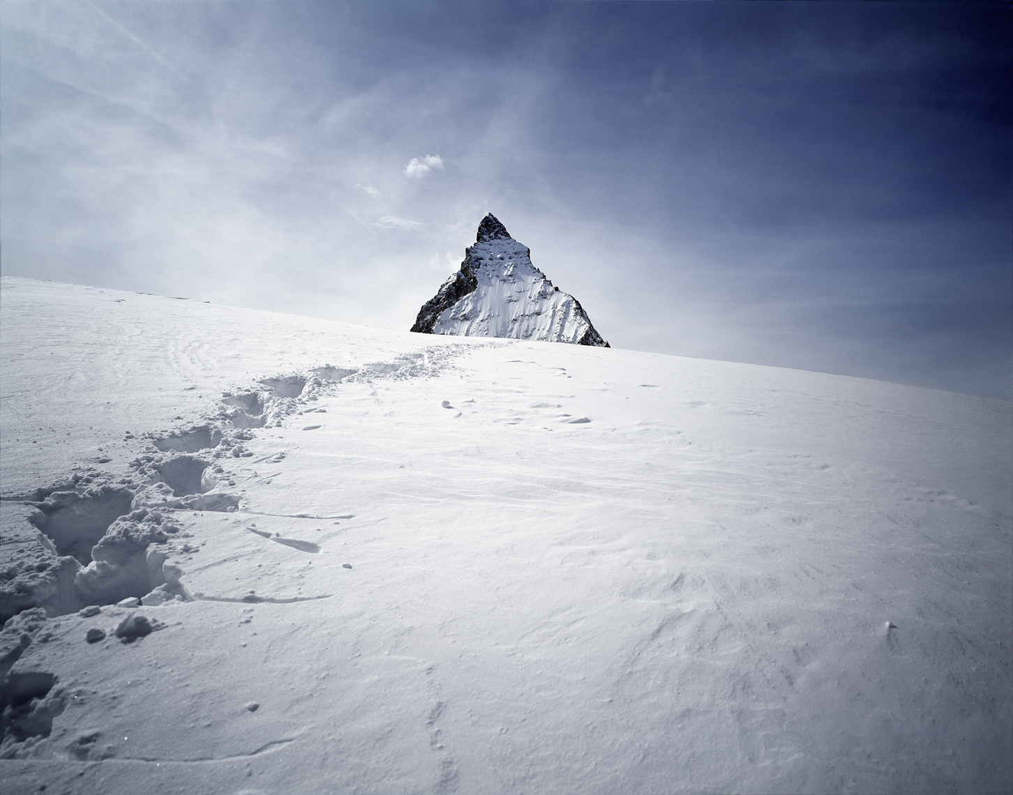 Jon Wyatt Photography - Footsteps in snow and the Matterhorn, Zermatt,  Switzerland