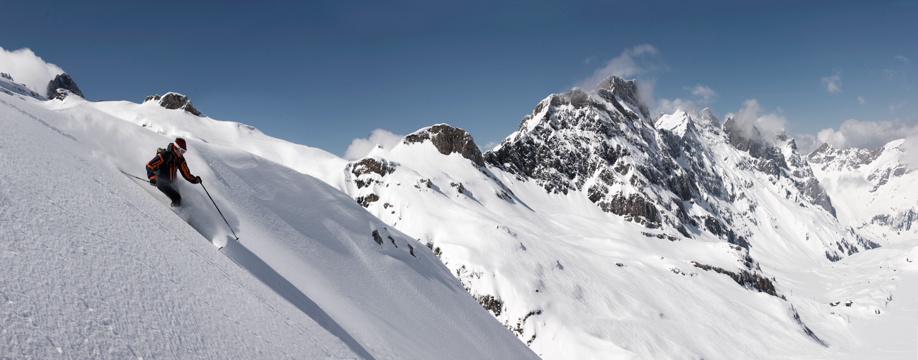 Jon Wyatt Photography - skier in deep snow in Engelberg, Switzerland